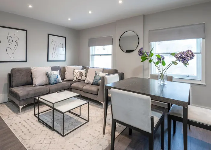 Luxury Georgian House In Marylebone: Modern 1-Bed Retreat